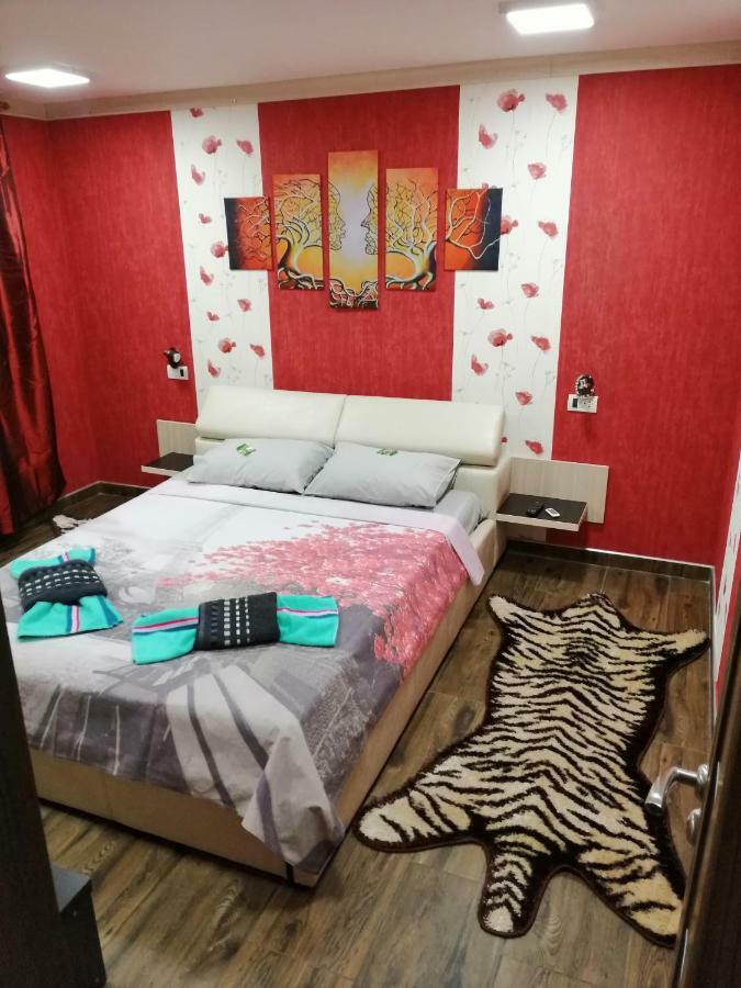 Coquettehouse Cotroceni Palace บูคาเรสต์ ภายนอก รูปภาพ